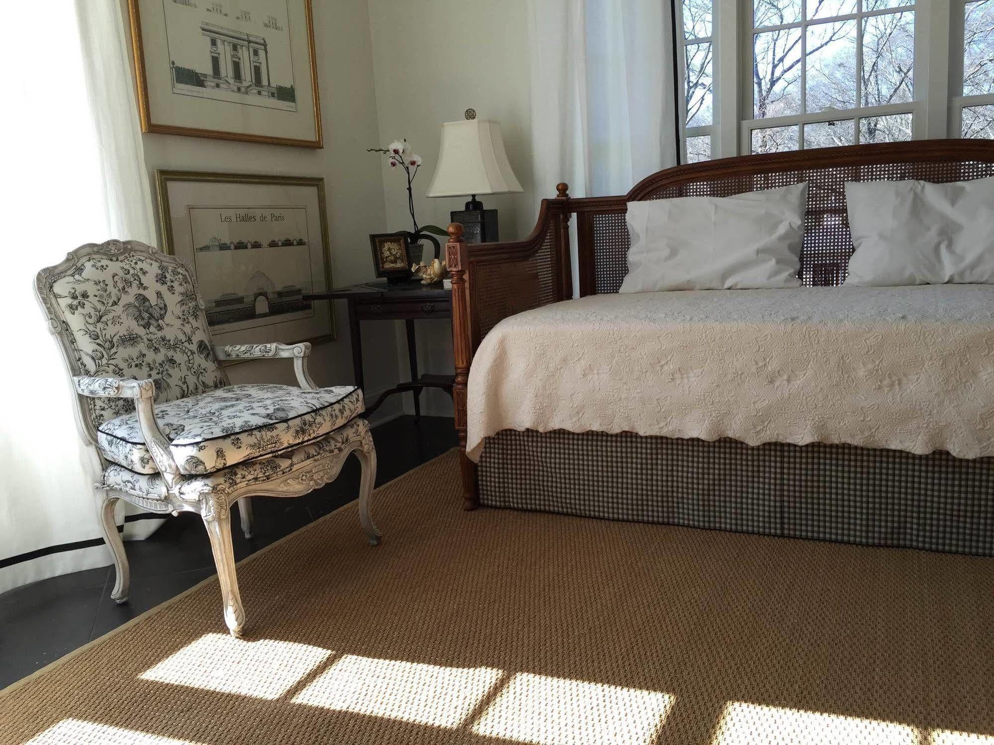 The Cottage Bed & Breakfast In Decatur Ga エクステリア 写真